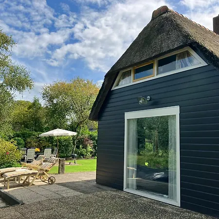 Oasis Giethoorn Villa Exterior photo